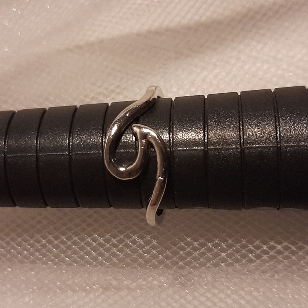 New Silver Seagull Ring - Picture 2 of 3